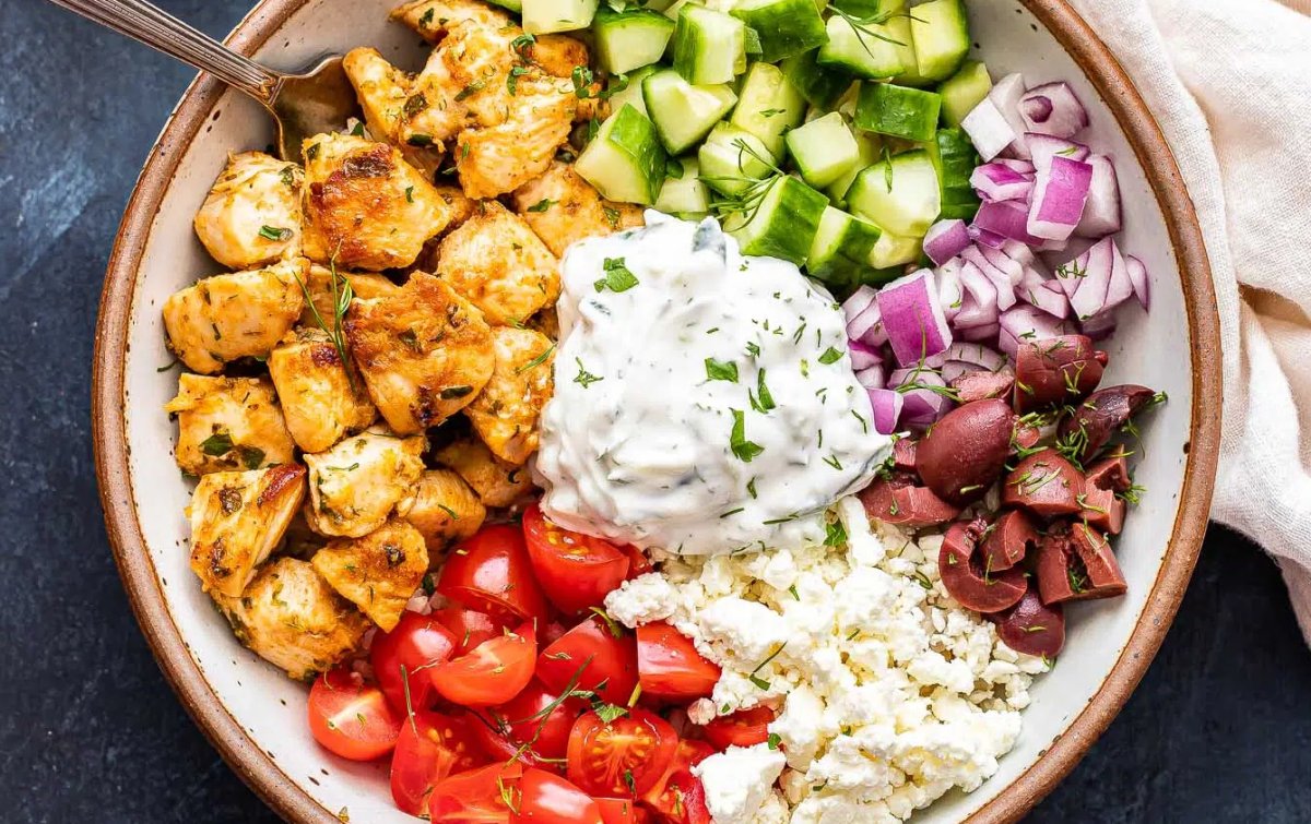 Greek Pita Bowls - Meal Prep - Oonnie